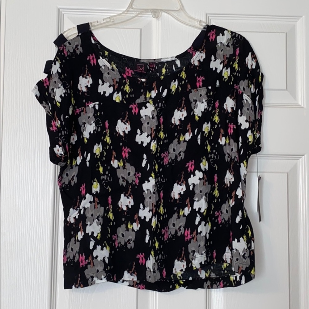 Colorful short sleeve top, new with tags